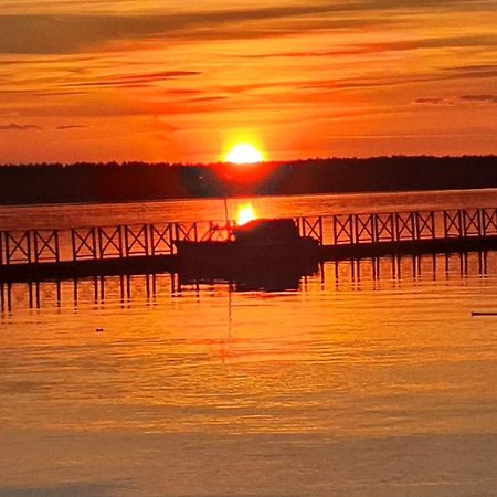 Arsunda Strandbad Sjoesunda Vandrarhem エクステリア 写真