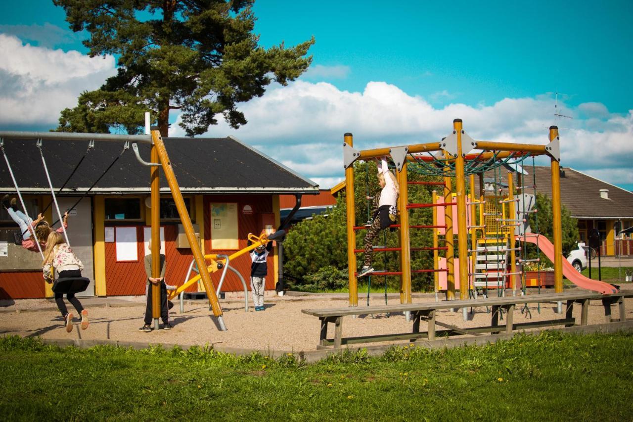 Arsunda Strandbad Sjoesunda Vandrarhem エクステリア 写真